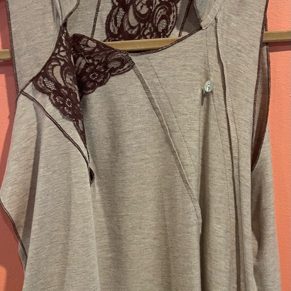 Anthropologie Tiny Brand Sleeveless Lace Cream Tank Size Small - Picture 7 of 8